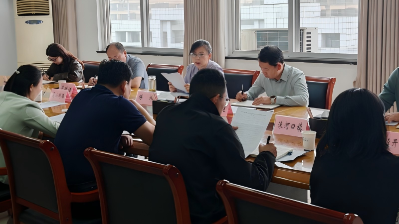 淮上区召开新兴领域“两个覆盖”工作集中攻坚推进会